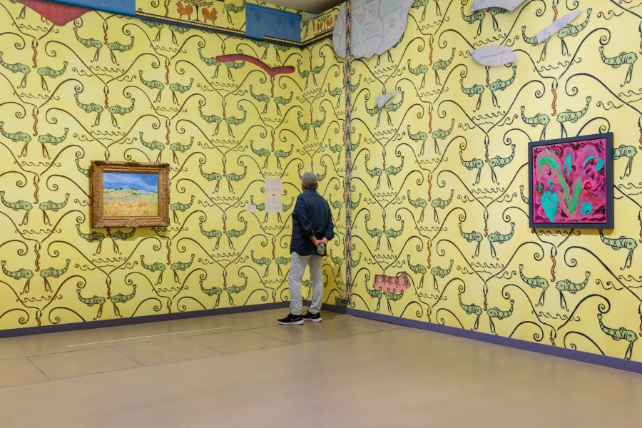 Bureau Vue: LAURA OWENS & VINCENT VAN GOGH